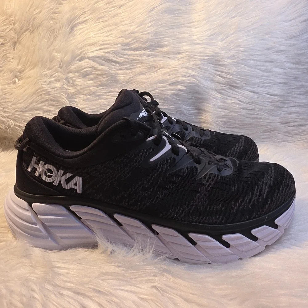 Men's Running Shoes HOKA One One Gaviota 4 Black White Size 10D 1123198 BWHT